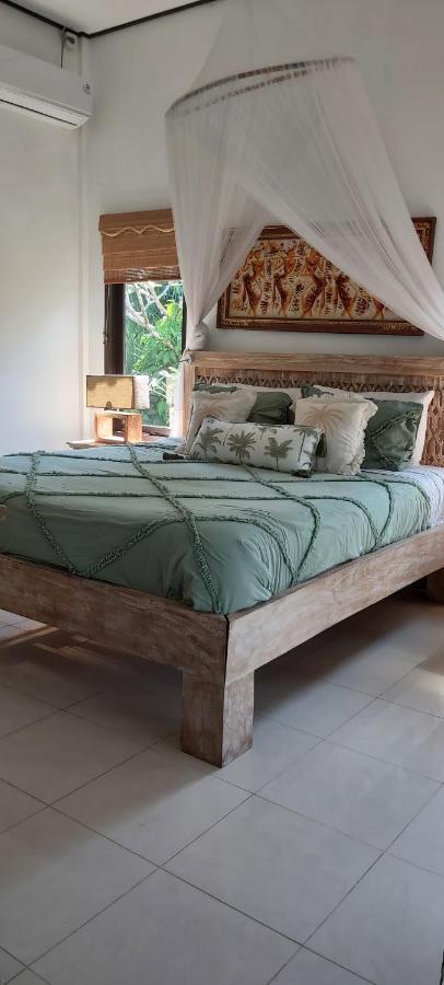 Villa Gede Private Guest House Selemadeg  外观 照片