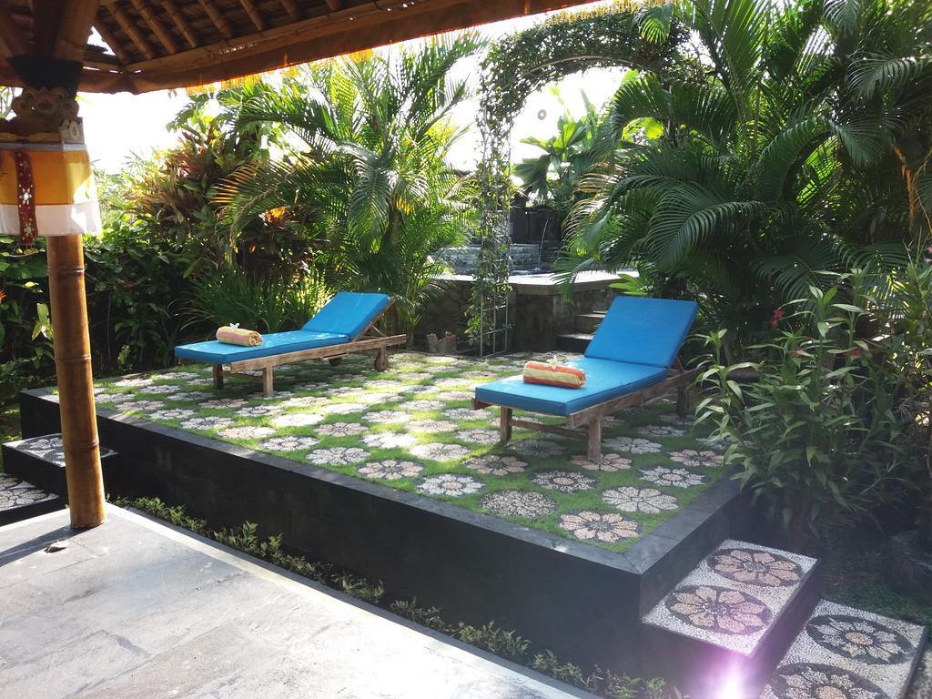 Villa Gede Private Guest House Selemadeg  外观 照片