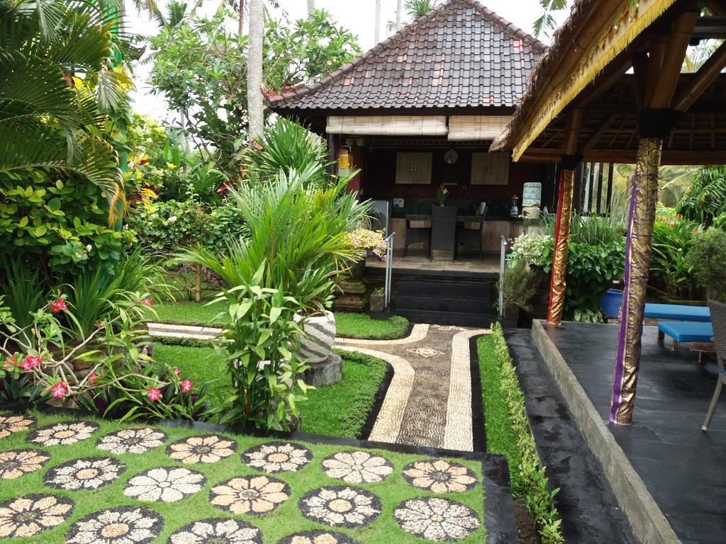 Villa Gede Private Guest House Selemadeg  外观 照片