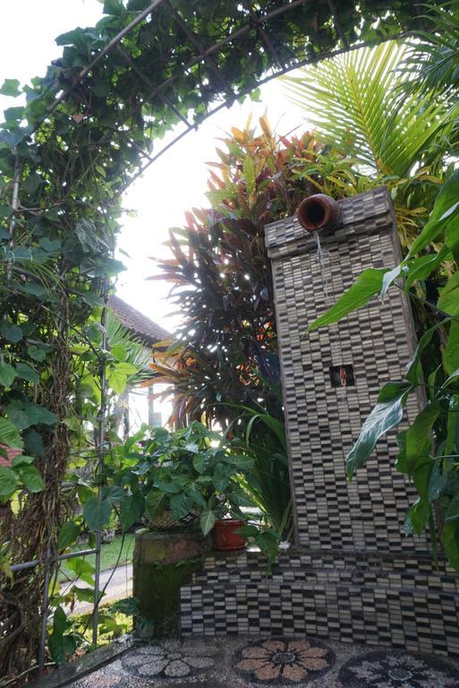 Villa Gede Private Guest House Selemadeg  外观 照片