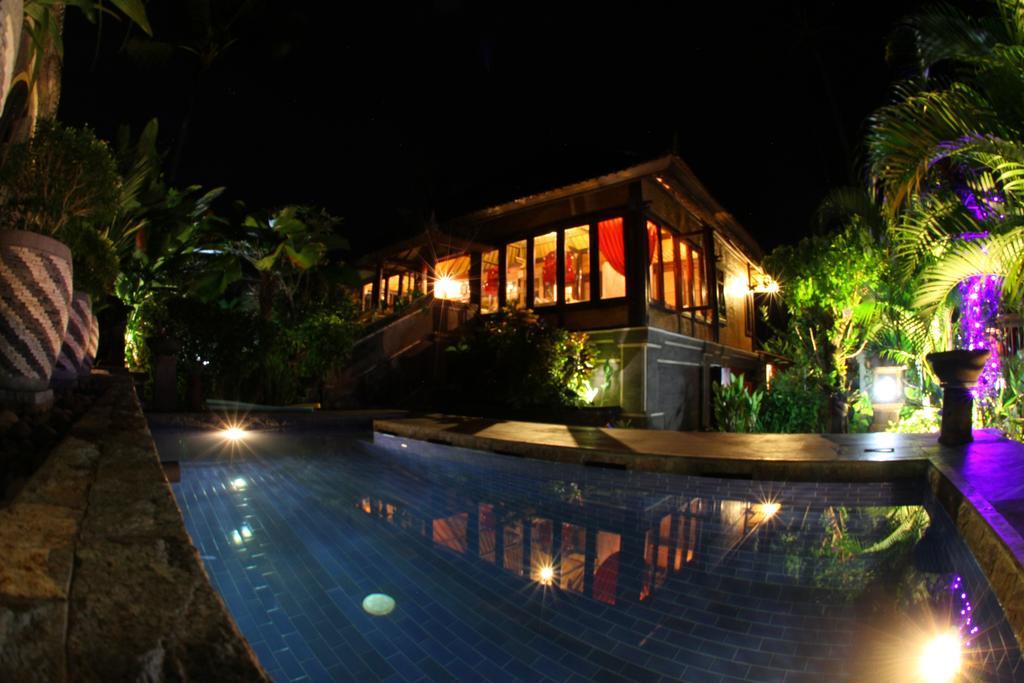 Villa Gede Private Guest House Selemadeg  外观 照片